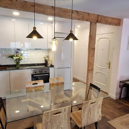 Cimadevilla Playa - Pisazo 6 O 7 Pax En Pleno Centro - Vut-3951-as Appartement *