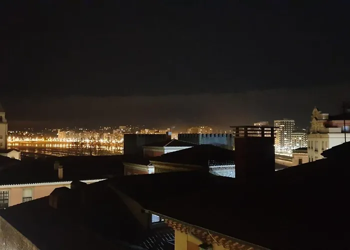 Cimadevilla Playa - Pisazo 6 O 7 Pax En Pleno Centro - Vut-3951-as * Χιχόν